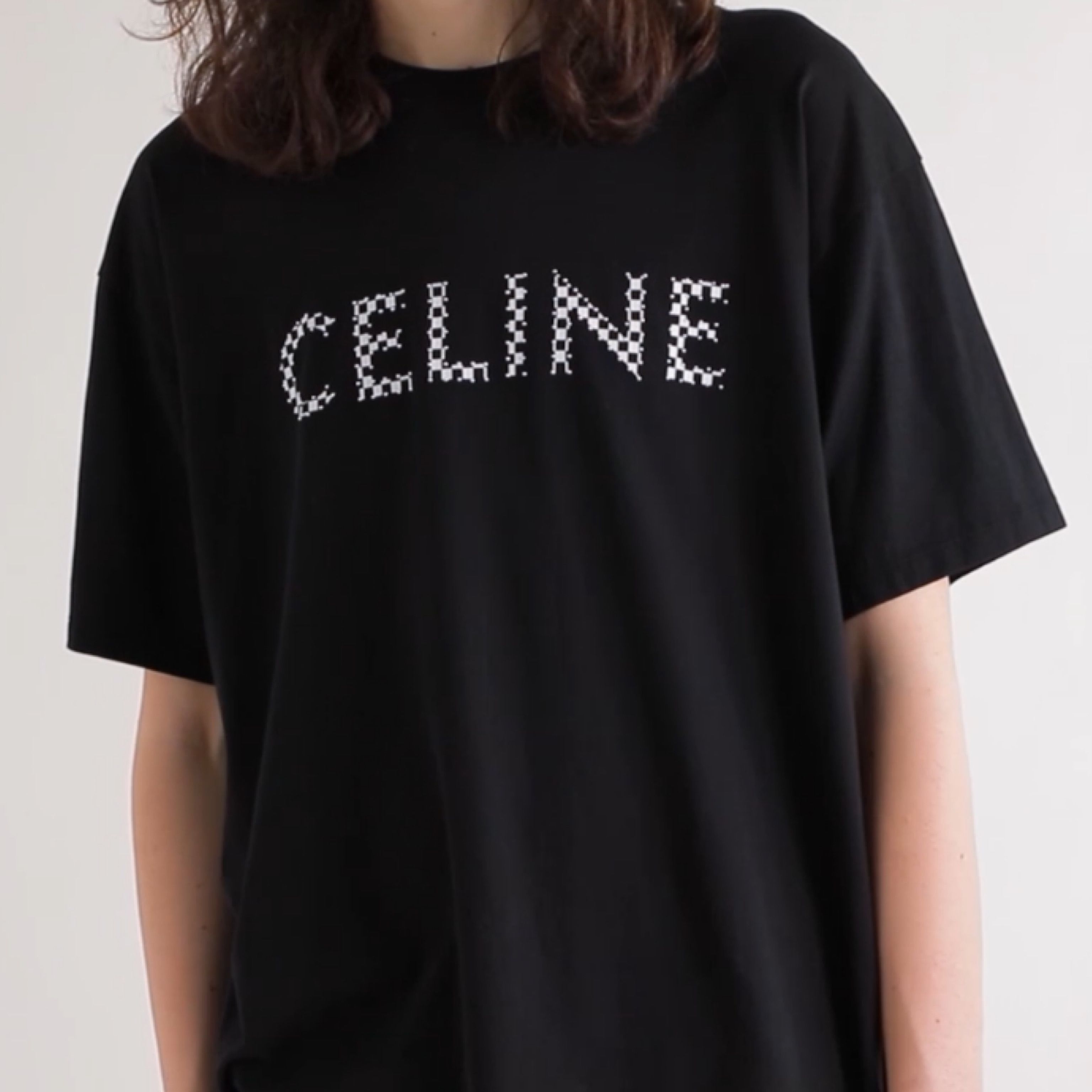 セリーヌオム スタッズロゴプリントコットンジャージーTシャツ (CELINE セリーヌオム スタッズロゴプリントコットンジャージーTシャツ (CELINE