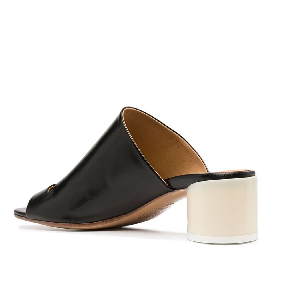 【大人気】Maison Margiela レザーサンダル ミュール 【大人気】Maison Margiela レザーサンダル ミュール
