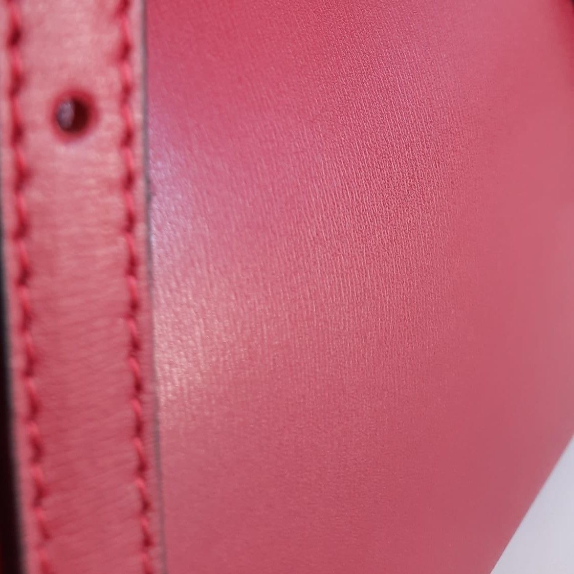 イタリア製【Tuscany Leather】タッセルつきレザートートバッグ イタリア製【Tuscany Leather】タッセルつきレザートートバッグ