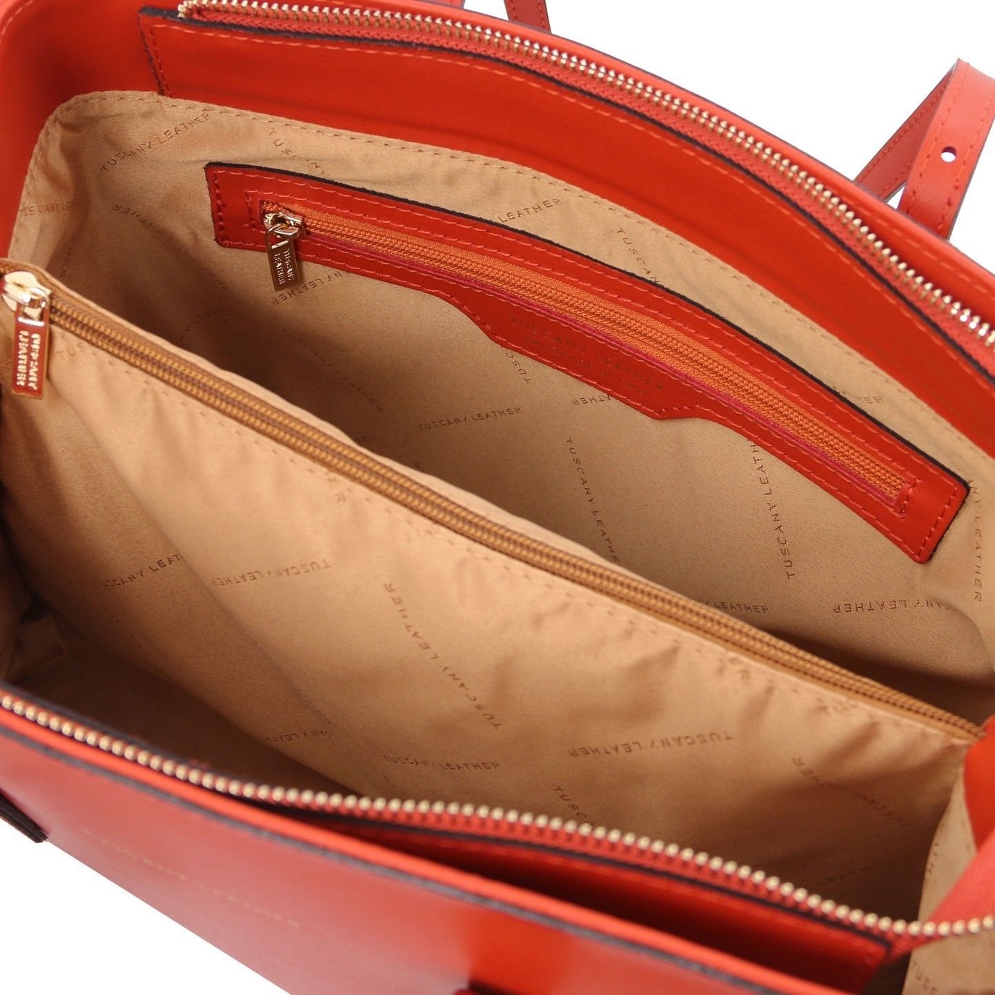 イタリア製【Tuscany Leather】タッセルつきレザートートバッグ イタリア製【Tuscany Leather】タッセルつきレザートートバッグ