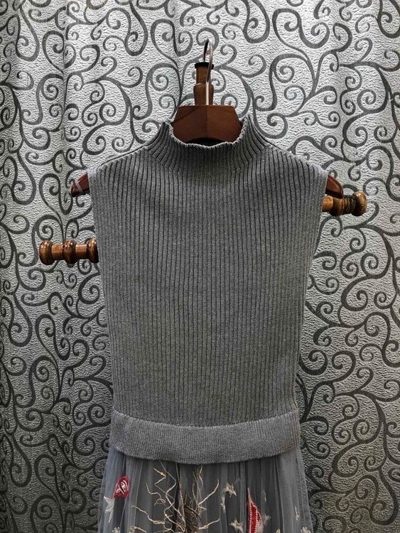 チュール刺繍 ロング マキシ ノースリーブニット ワンピース チュール刺繍 ロング マキシ ノースリーブニット ワンピース