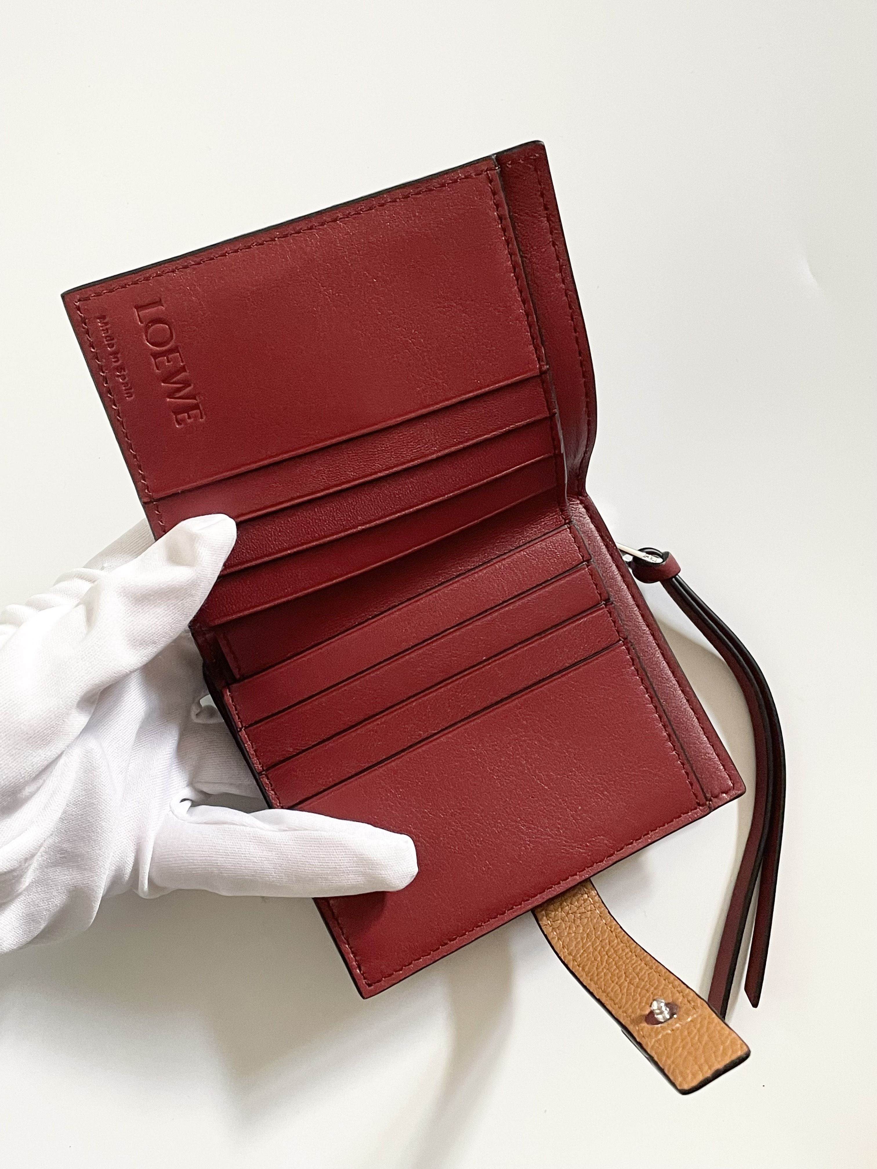 LOEWE】ロエベ 正規店買付 コンパクトジップウォレット (LOEWE LOEWE】ロエベ 正規店買付 コンパクトジップウォレット (LOEWE