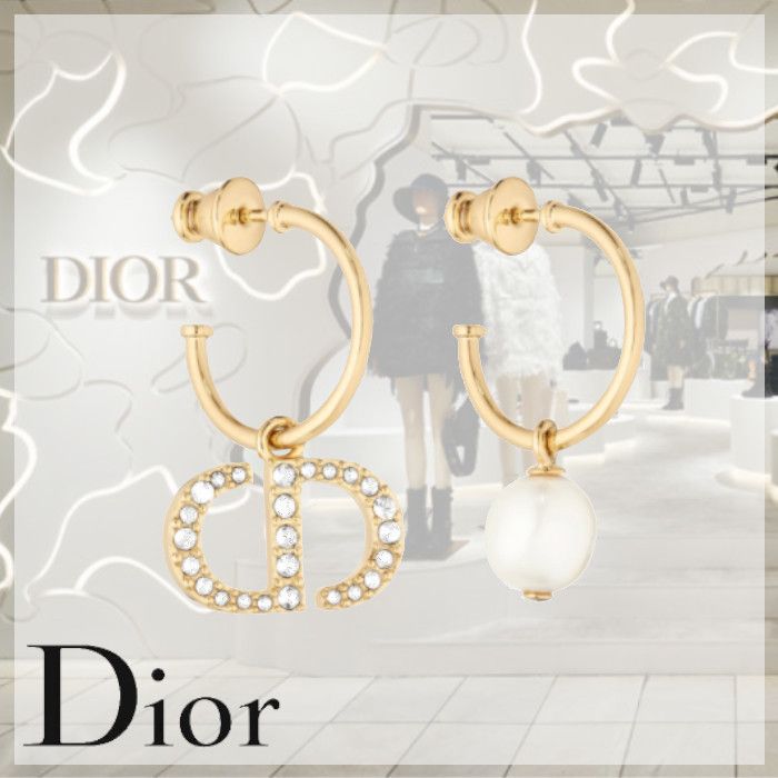 新作★すぐ届く★関税なし★DIOR PETIT CD ピアス パール 新作★すぐ届く★関税なし★DIOR PETIT CD ピアス パール