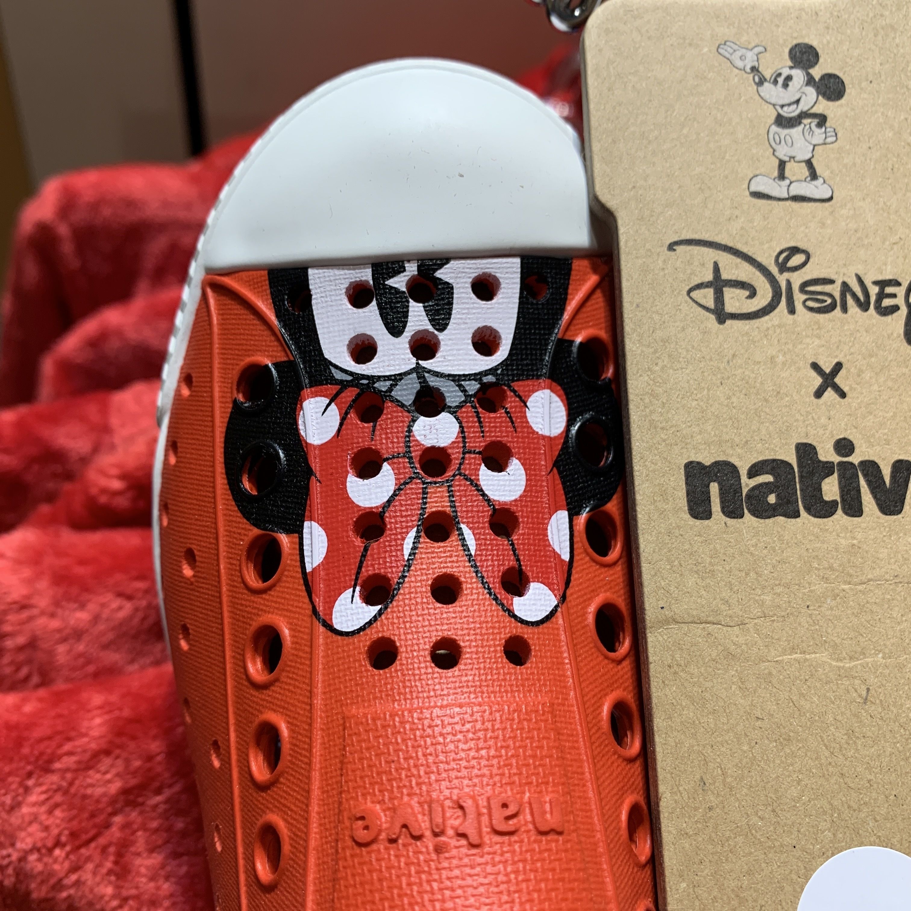 ☆Disney x native☆キッズ用スリッポン ミニー 14-20cm
