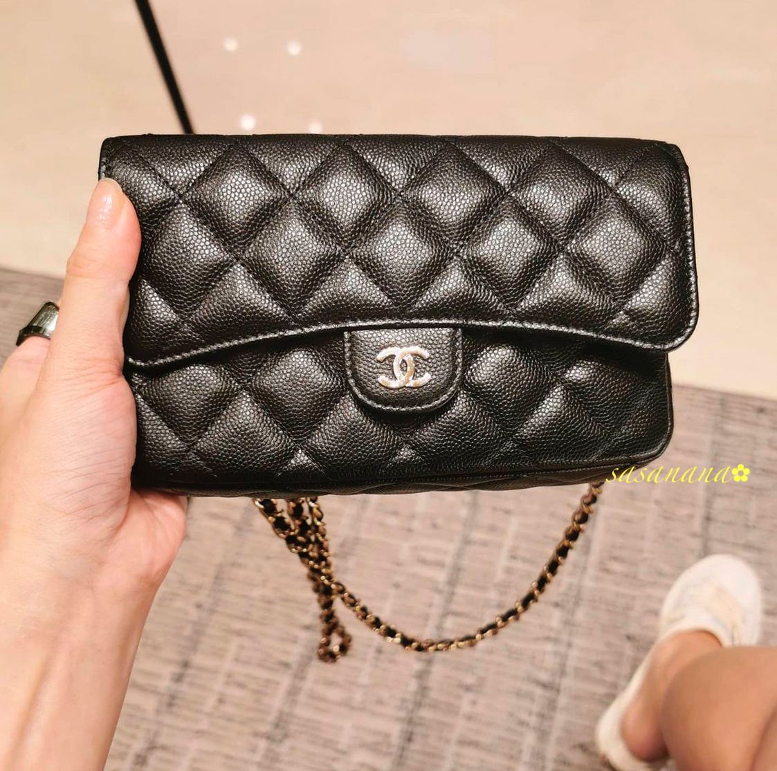 CHANEL シャネル マトラッセ フラップフォンケース