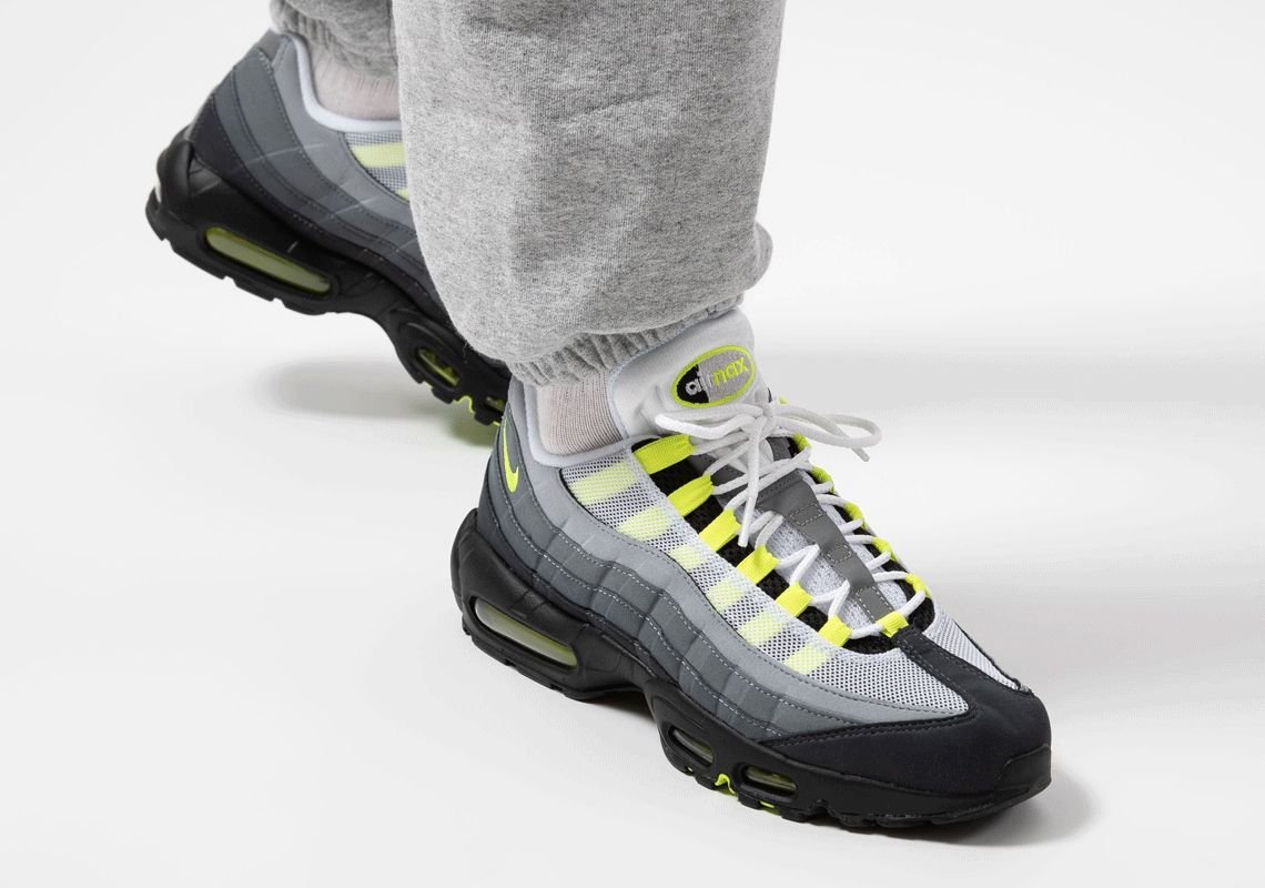 ★Nike★大人気★AIR MAX 95 エアマックス95★追跡可 ☆Nike☆Air Max 95 / エアマックス95 ☆追跡可 (Nike