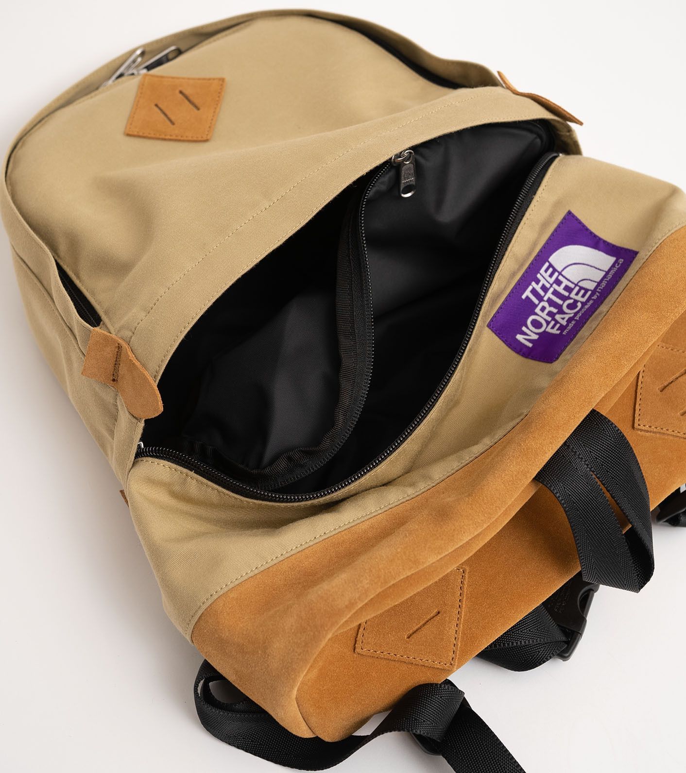早い者勝ち!!! TNF PURPLE LABEL ◆ ミディアムデイパック 早い者勝ち!!! TNF PURPLE LABEL ◇ CORDURAナイロン デイパック