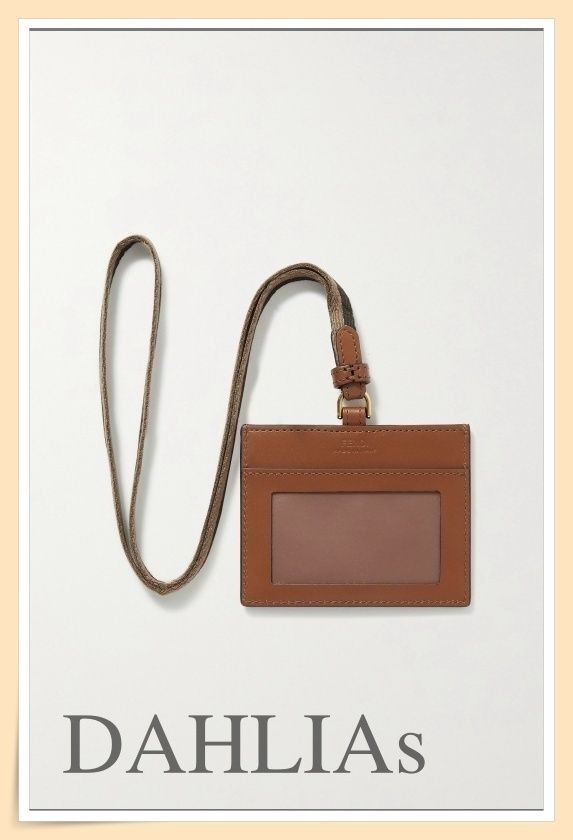 【半額】 【FENDI】ネックストラップ付きカードホルダー カードケース・名刺入れ FENDI】ネックストラップ付き カードホルダー /ブラウンカラー (FENDI