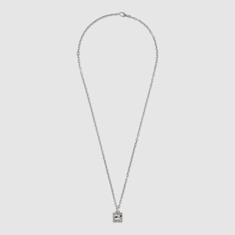 人気提案 【グッチ】スクエアGロゴトップクロスシルバーネックレス*552768 ネックレス・ペンダント グッチ】スクエアGロゴトップクロスシルバーネックレス*552768 (GUCCI
