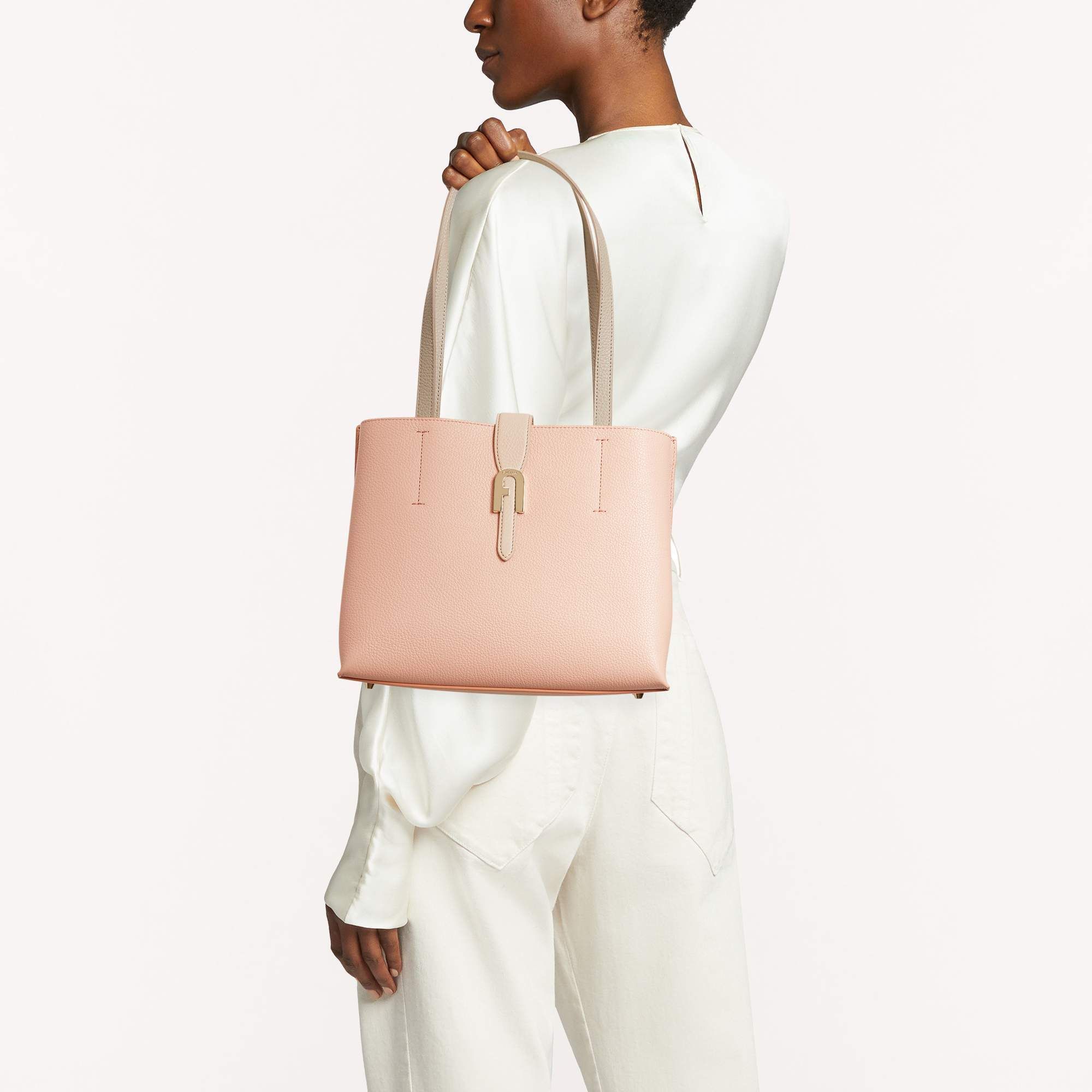 FURLA】SOFIA ソフィア レザー トートバッグ M (FURLA/トートバッグ ...