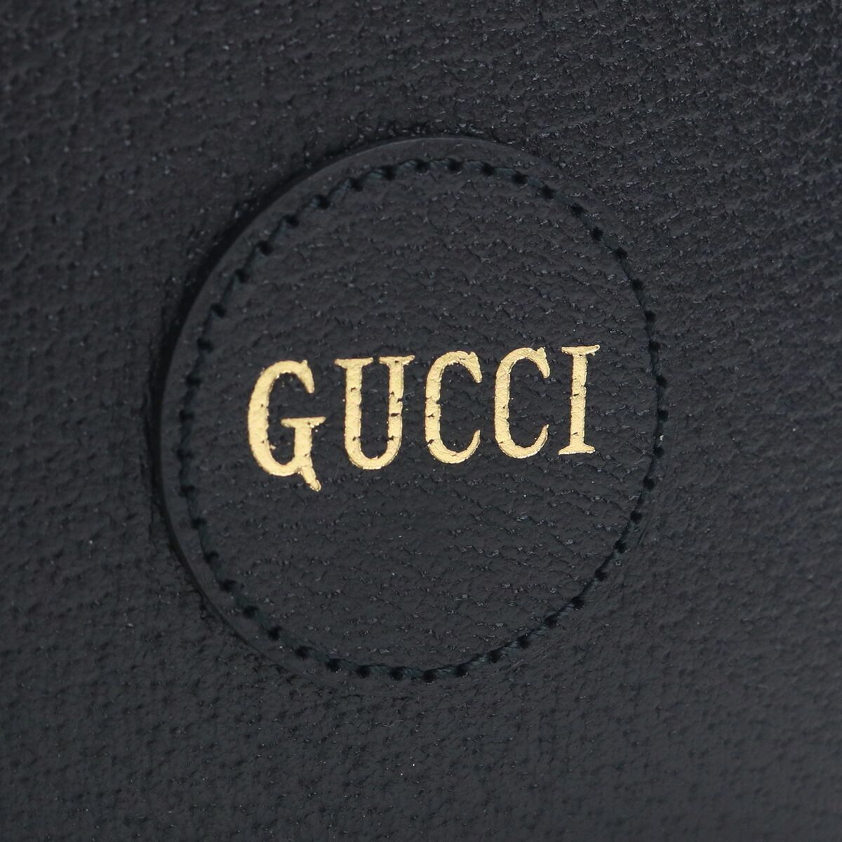 【国内即発】GUCCI レトロスペクティブ 2つ折り財布 643875 1000 国内即発】GUCCI レトロスペクティブ 2つ折り財布 643875 1000