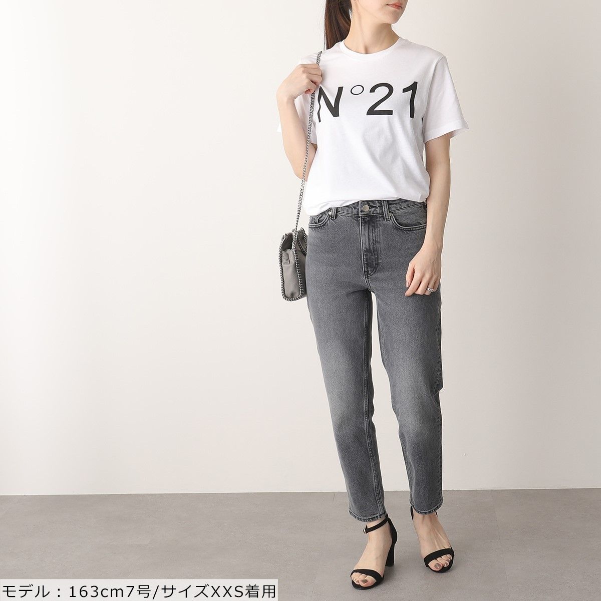 N°21 半袖 Tシャツ F036 6316 ロゴT (N21 numero ventuno/Tシャツ N°21 半袖 Tシャツ F036 6316 ロゴT (N21 numero ventuno/Tシャツ