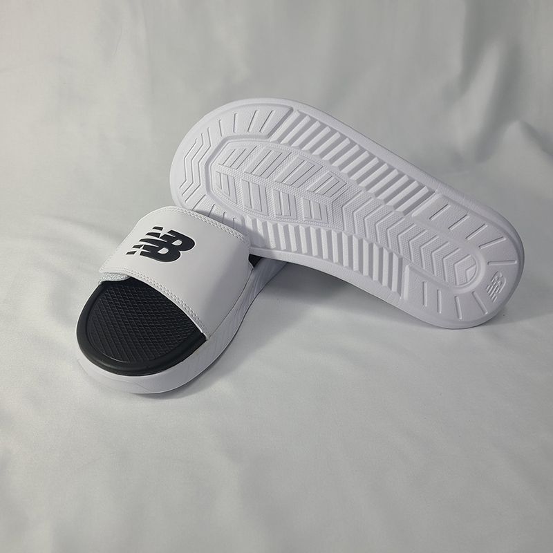 New Balance】NBクッショニングスライド（22〜29Cm)☆男女兼用