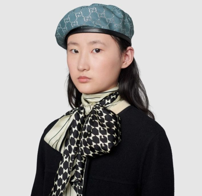 NiziU マヤ着用♪グッチ◇ ブルー ラメ ベレー帽 GG柄 リボン (GUCCI NiziU マヤ着用♪グッチ◇ ブルー ラメ ベレー帽 GG柄 リボン (GUCCI