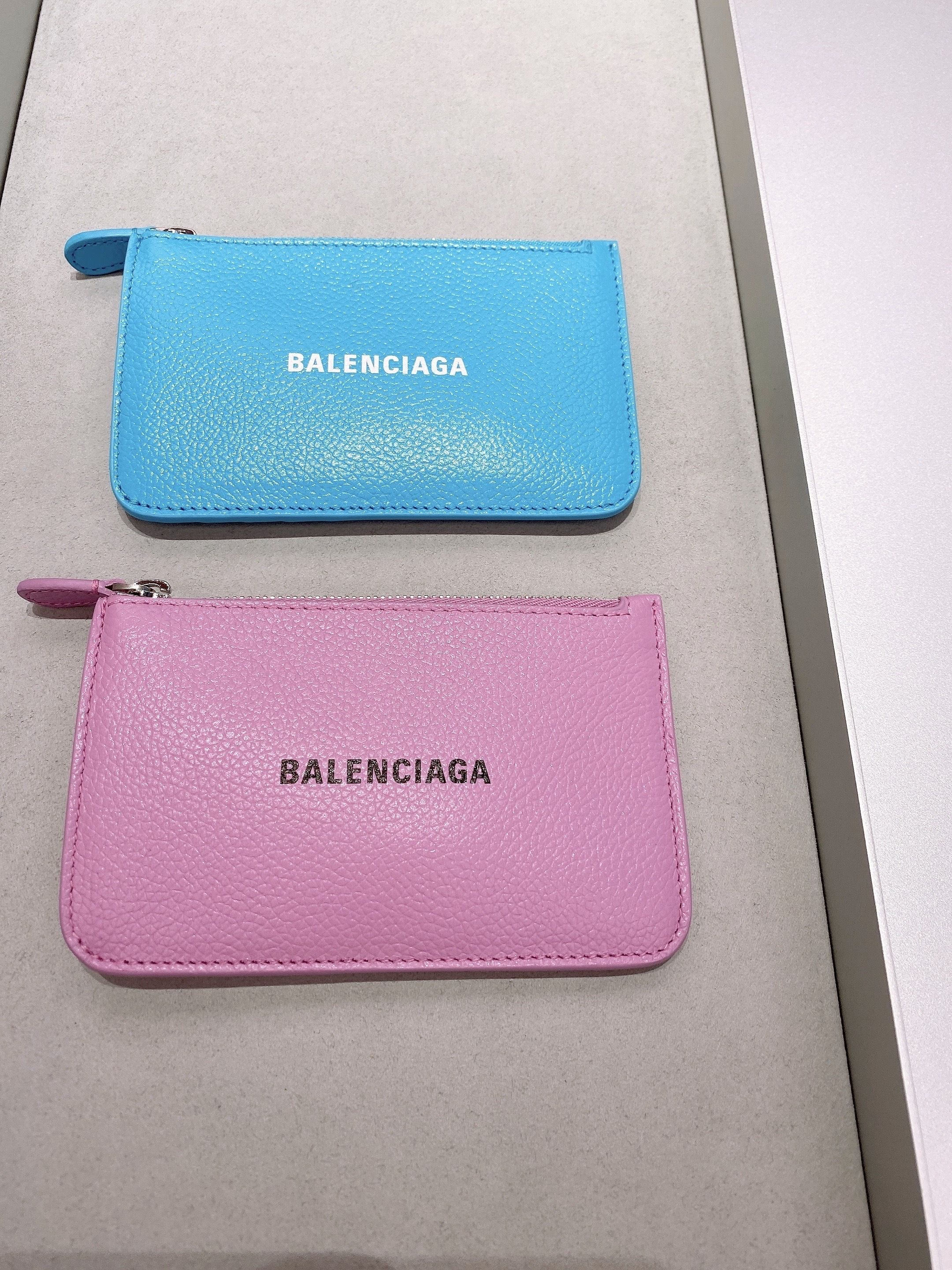 関税込☆BALENCIAGA☆CASH ラージロングコイン&カードホルダー 関税込☆BALENCIAGA☆CASH ラージロングコイン&カードホルダー