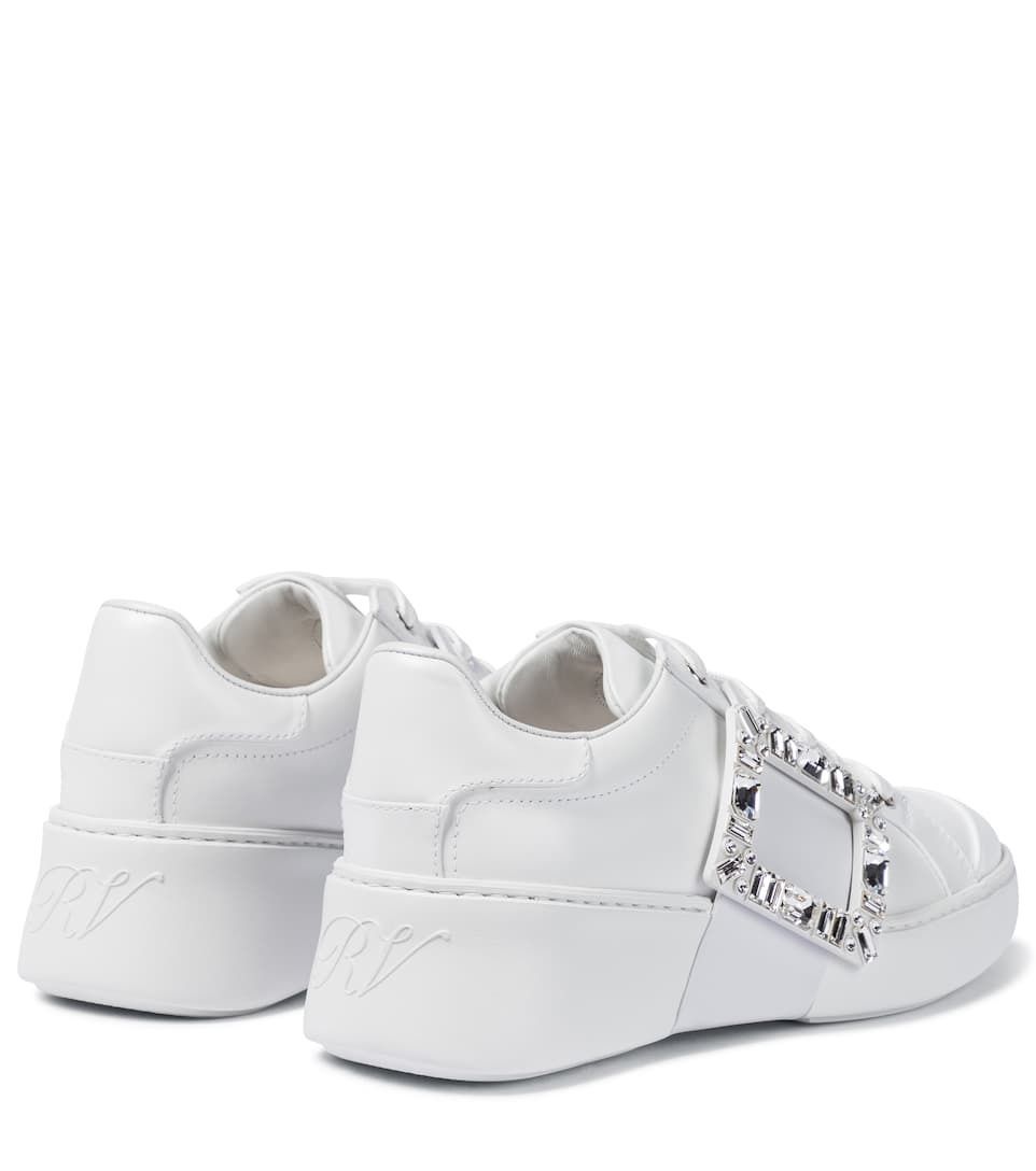 Roger Vivier】Viv Skateストラスバックルレザースニーカー (Roger Roger Vivier】Viv Skateストラスバックルレザースニーカー (Roger
