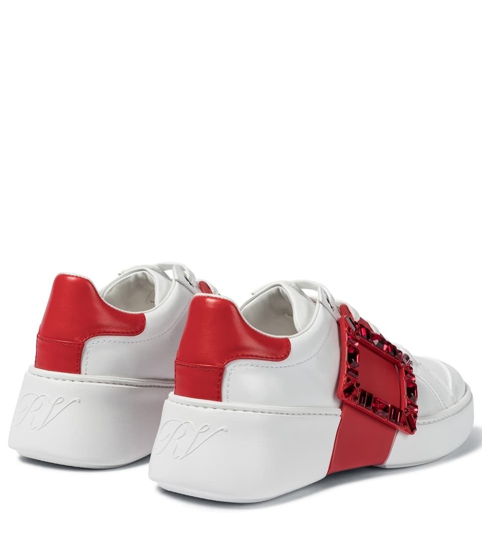 Roger Vivier】Viv Skateストラスバックルレザースニーカー (Roger Roger Vivier】Viv Skateストラスバックルレザースニーカー (Roger