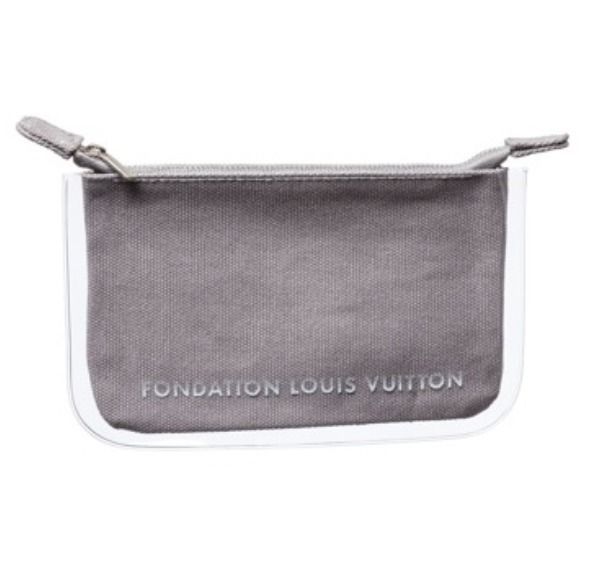 【即発送】FONDATION LOUIS VUITTON トートバッグ + ポーチ 2点 即発送】FONDATION LOUIS VUITTON トートバッグ + ポーチ 2点