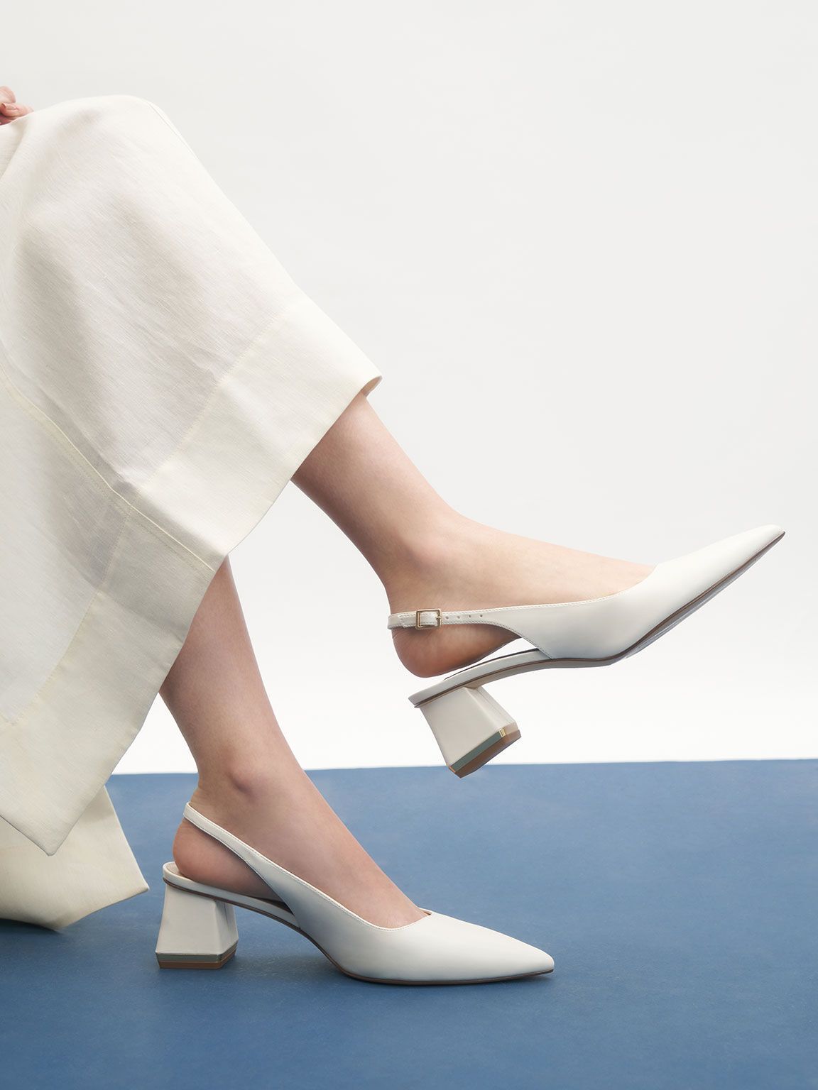 ☆Charles&Keith☆ラフィアメタリックスリングバックパンプス ☆Charles&Keith☆ラフィアメタリックスリングバックパンプス