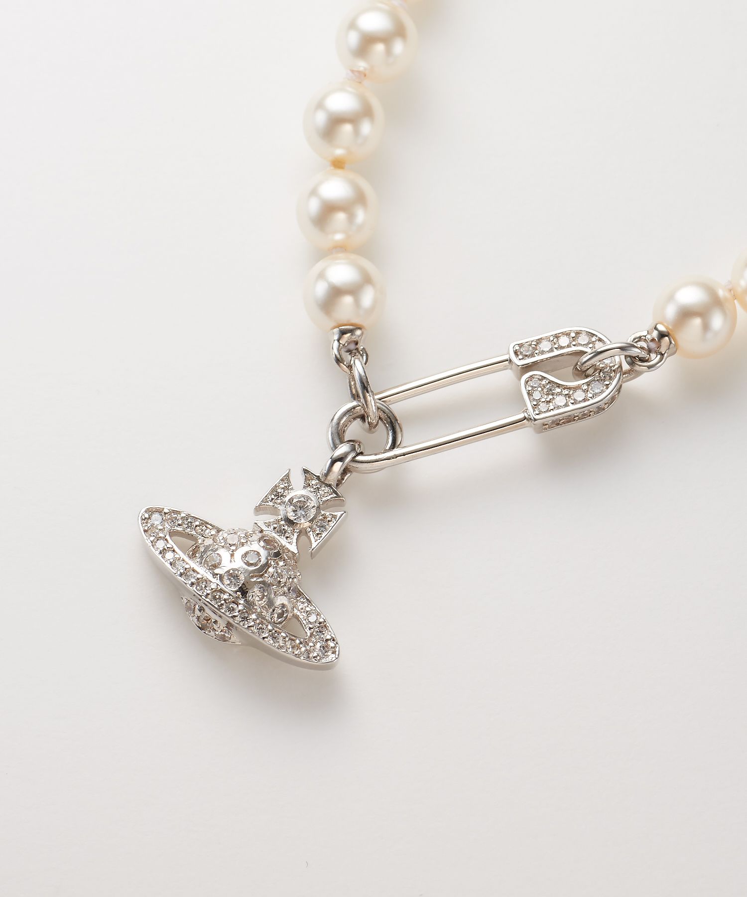 再入荷◆Vivienne Westwood◆LUCRECE PEARL ネックレス
