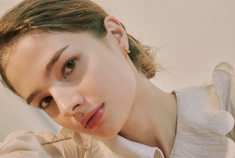 【Hei】mini knot earring〜結び目の形のピアス★2021春コレ Hei】mini knot earring〜結び目の形のピアス☆2021春コレ (Hei