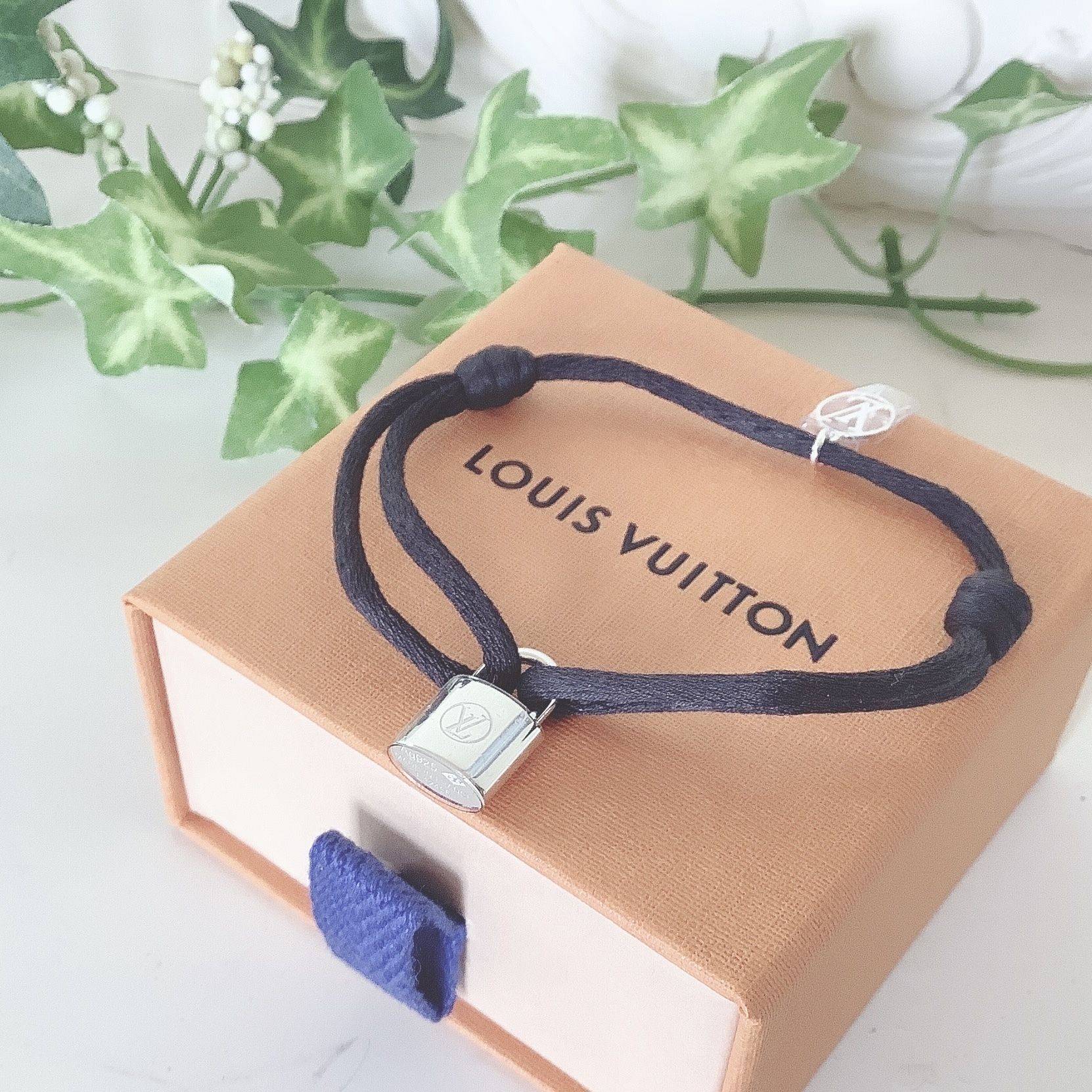 Louis Vuitton ブレスレット シルバー・ロックイット 黒 unicef (Louis Louis Vuitton ブレスレット シルバー・ロックイット 黒 unicef (Louis