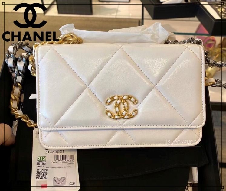 CHANEL19 ラウンドポシェット チェーンショルダー バッグ ショルダー