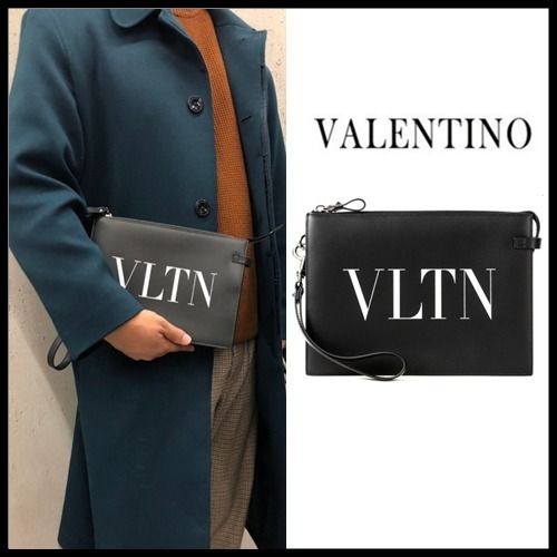 ☆VALENTINO☆ロゴ クラッチバッグ 正規品 (VALENTINO/クラッチバッグ 特注食品 VALENTINOクラッチバッグ クラッチバッグ