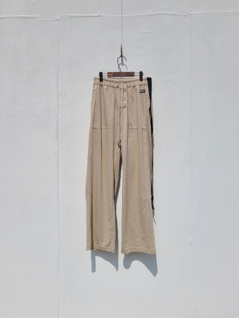 RICK OWENS DRKSHDW | APOSTLE PANTS PEARL (RN) パンツ (RICK OWENS RICK OWENS DRKSHDW | APOSTLE PANTS PEARL (RN) パンツ (RICK OWENS