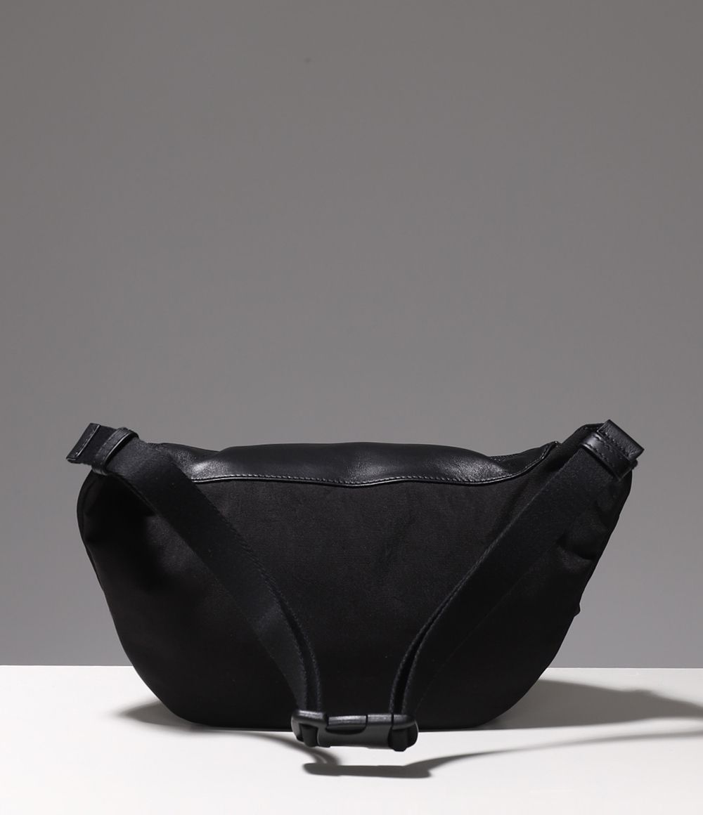 関税負担なしLOEWE レザー×ナイロン ベルトバッグ ボディバッグ (LOEWE 関税負担なしLOEWE レザー×ナイロン ベルトバッグ ボディバッグ (LOEWE