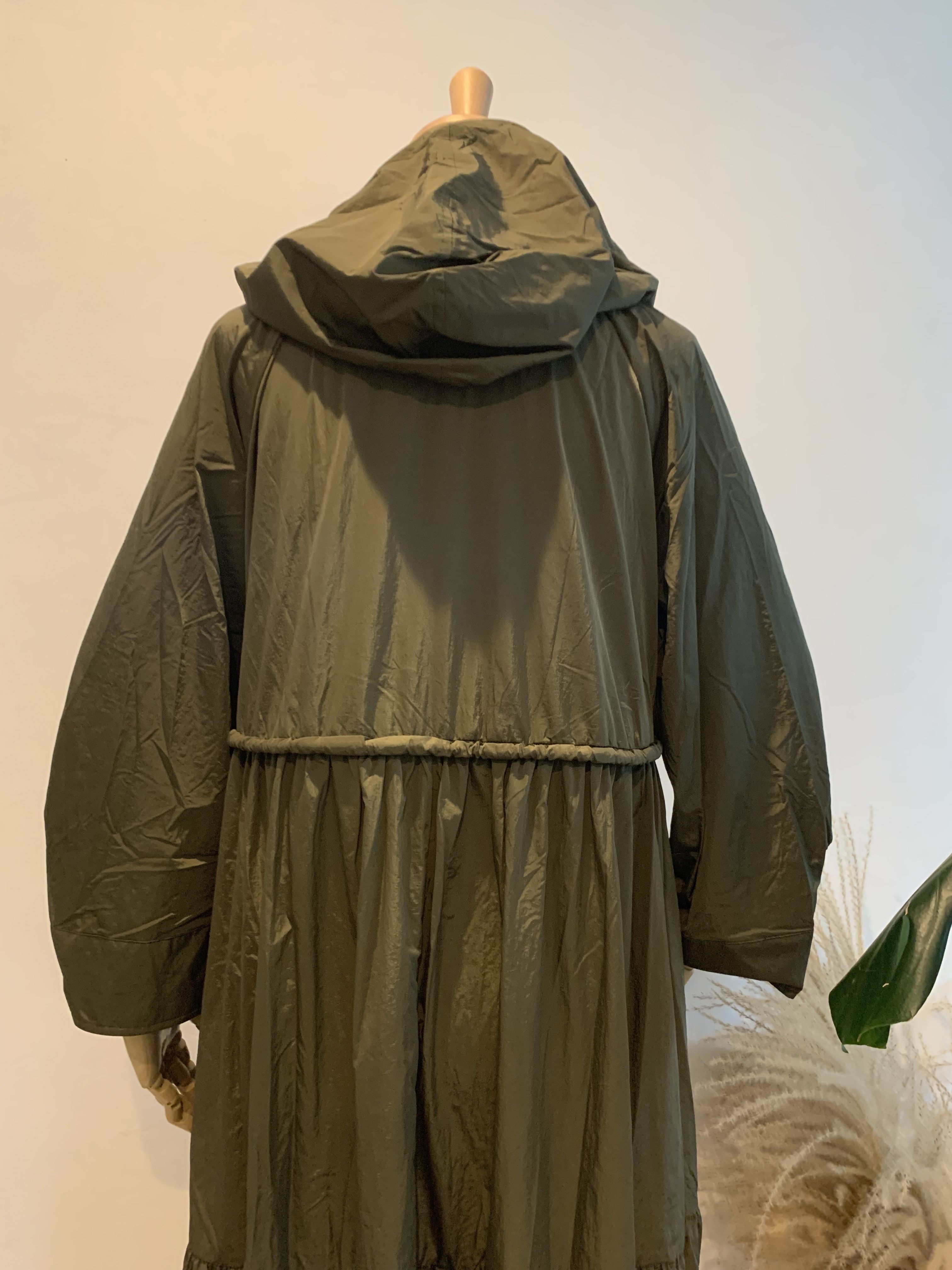 全込】Weekend Max Mara ☆NORAテクニカル タフタ パーカ (Weekend Max 全込】Weekend Max Mara ☆NORAテクニカル タフタ パーカ (Weekend Max