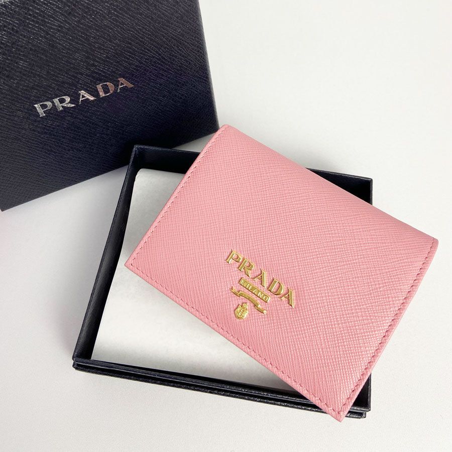 国内即納!PRADA サフィアーノ マルチカラーコンパクト 1MV204 (PRADA