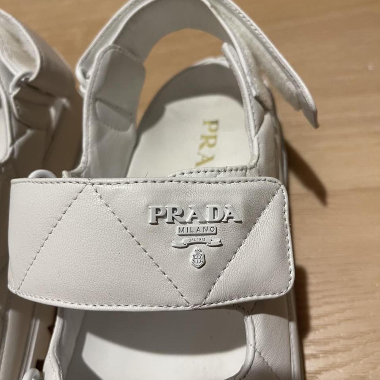 PRADA プラダ☆パデッドナッパレザー サンダル (PRADA/サンダル PRADA プラダ☆パデッドナッパレザー サンダル (PRADA/サンダル