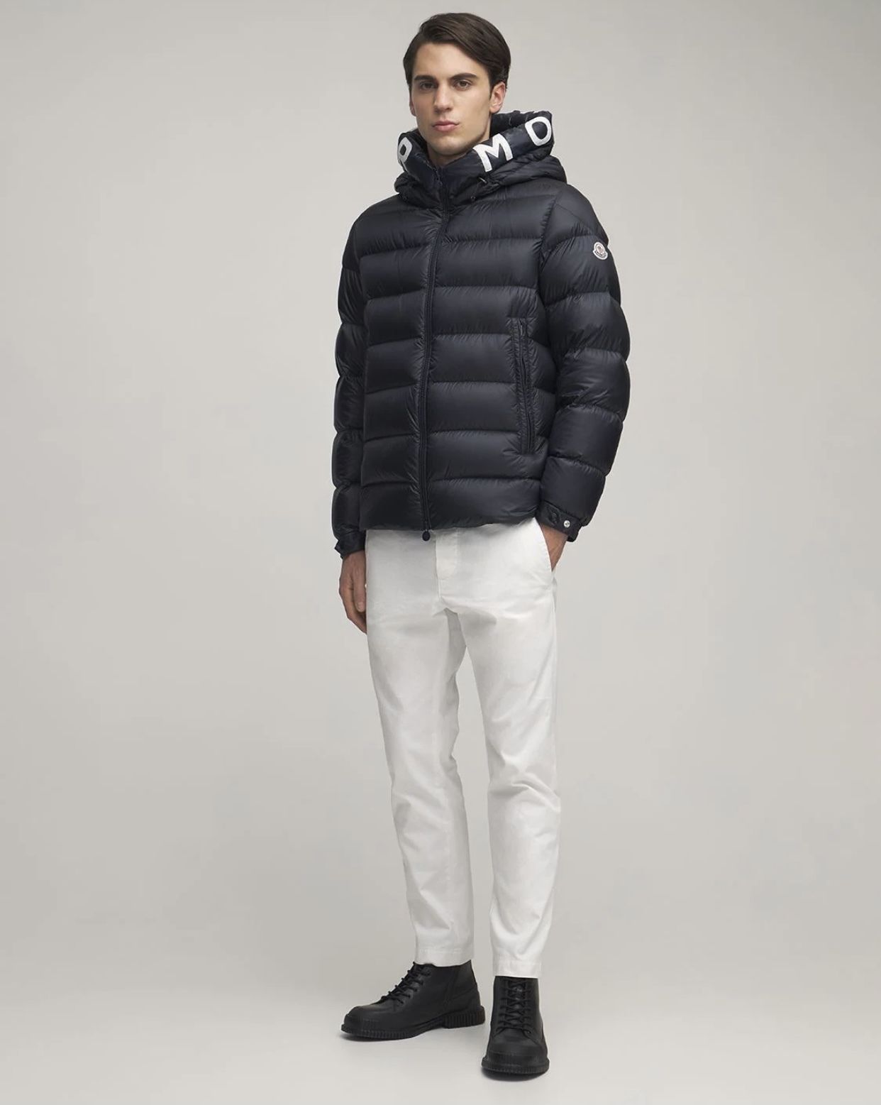 VIP価格!2021AW 【MONCLER】SALZMAN 黒、紺ダウンジャケット VIP価格!2021AW 【MONCLER】SALZMAN 黒、紺ダウンジャケット