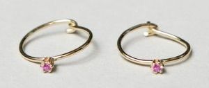 Saskia Diez§ 国内発送 18金&ピンクサファイアフープピアス (Saskia Saskia Diez§ 国内発送 18金&ピンクサファイアフープピアス (Saskia