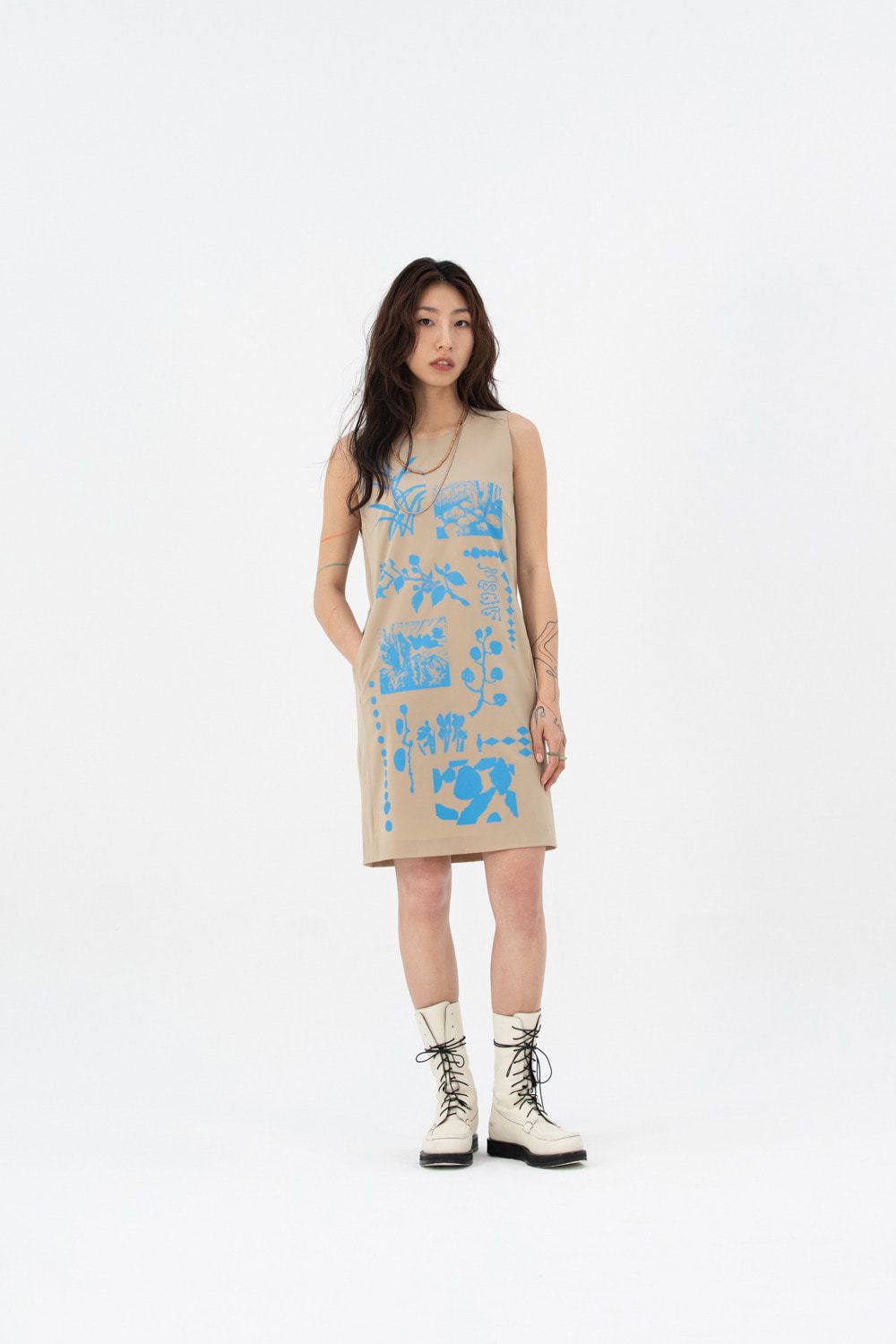 【MISCHIEF】3-7日でお届け/ CALLOUT NAMSAN EDITION SLIT DRESS 【MISCHIEF】3-7日でお届け/ CALLOUT NAMSAN EDITION SLIT DRESS