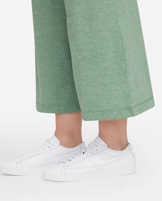 最新ロンパー話題沸騰中☆Nike Sportswear Gym Vintage選べる4色