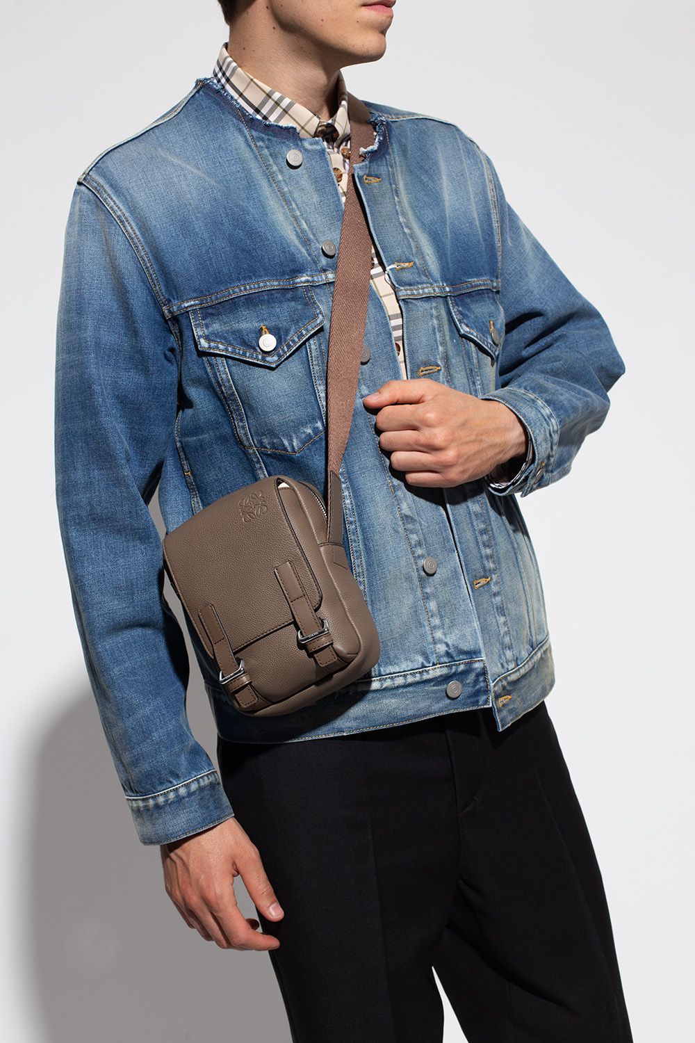 ミリタリー クロスボディ XS (ソフトグレインカーフ) (LOEWE ミリタリー クロスボディ XS (ソフトグレインカーフ) (LOEWE