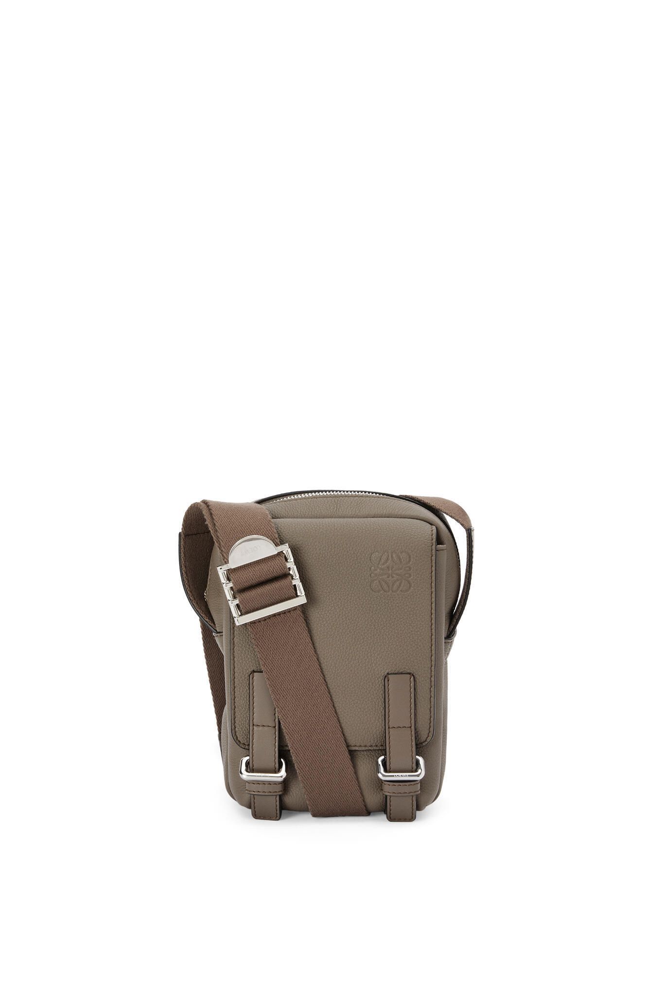 ミリタリー クロスボディ XS (ソフトグレインカーフ) (LOEWE ミリタリー クロスボディ XS (ソフトグレインカーフ) (LOEWE
