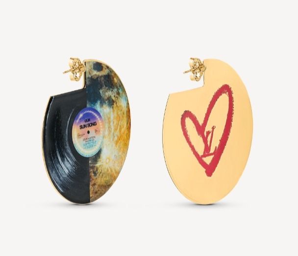 新作☆Louis Vuitton☆限定 FALLINLOVE ビニールイヤリング (Louis ...