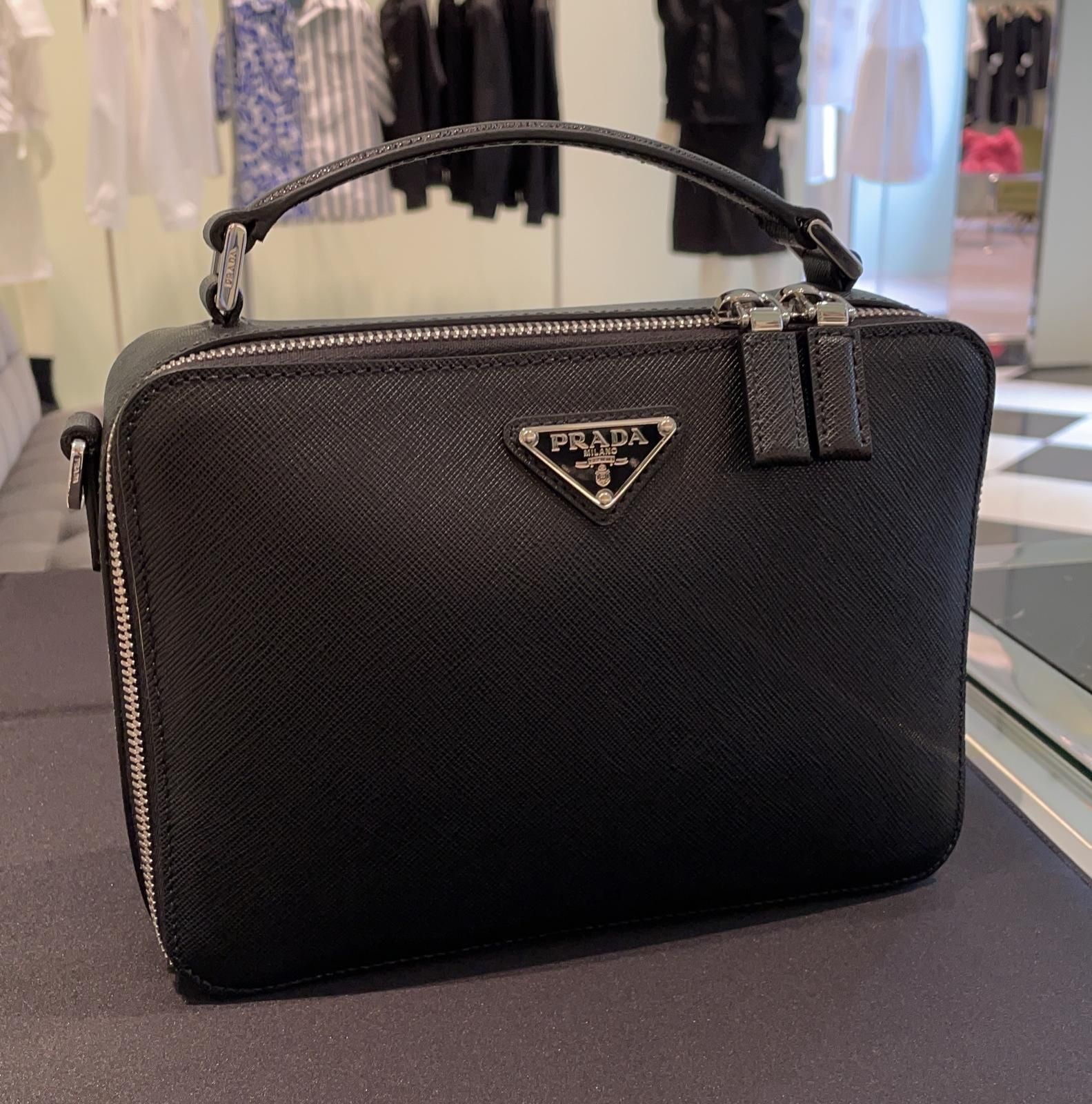 直営店買付【PRADA】プラダ ブリック サフィアーノレザーバッグ (PRADA 直営店買付【PRADA】プラダ ブリック サフィアーノレザーバッグ (PRADA