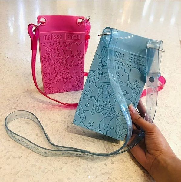 Melissa【追跡付/送料込】BT21コラボ ざっと洗える ミニバック Melissa【追跡付/送料込】BT21コラボ ざっと洗える ミニバック