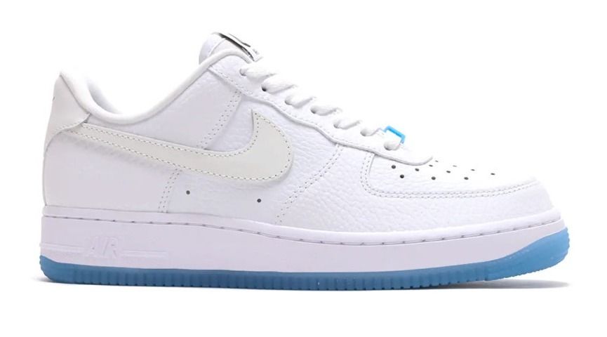 ☆韓国の人気☆【NIKE】☆W AIR FORC.E 1 07 LX☆22-26cm☆ ☆韓国の人気☆【NIKE】☆W AIR FORC.E 1 07 LX☆22-26cm
