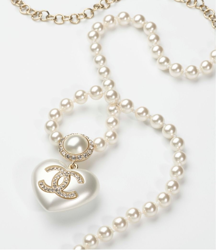 CHANEL アクセサリー ネックレス パール ハート 直営店 CC 限定 CHANEL アクセサリー ネックレス パール ハート 直営店 CC 限定