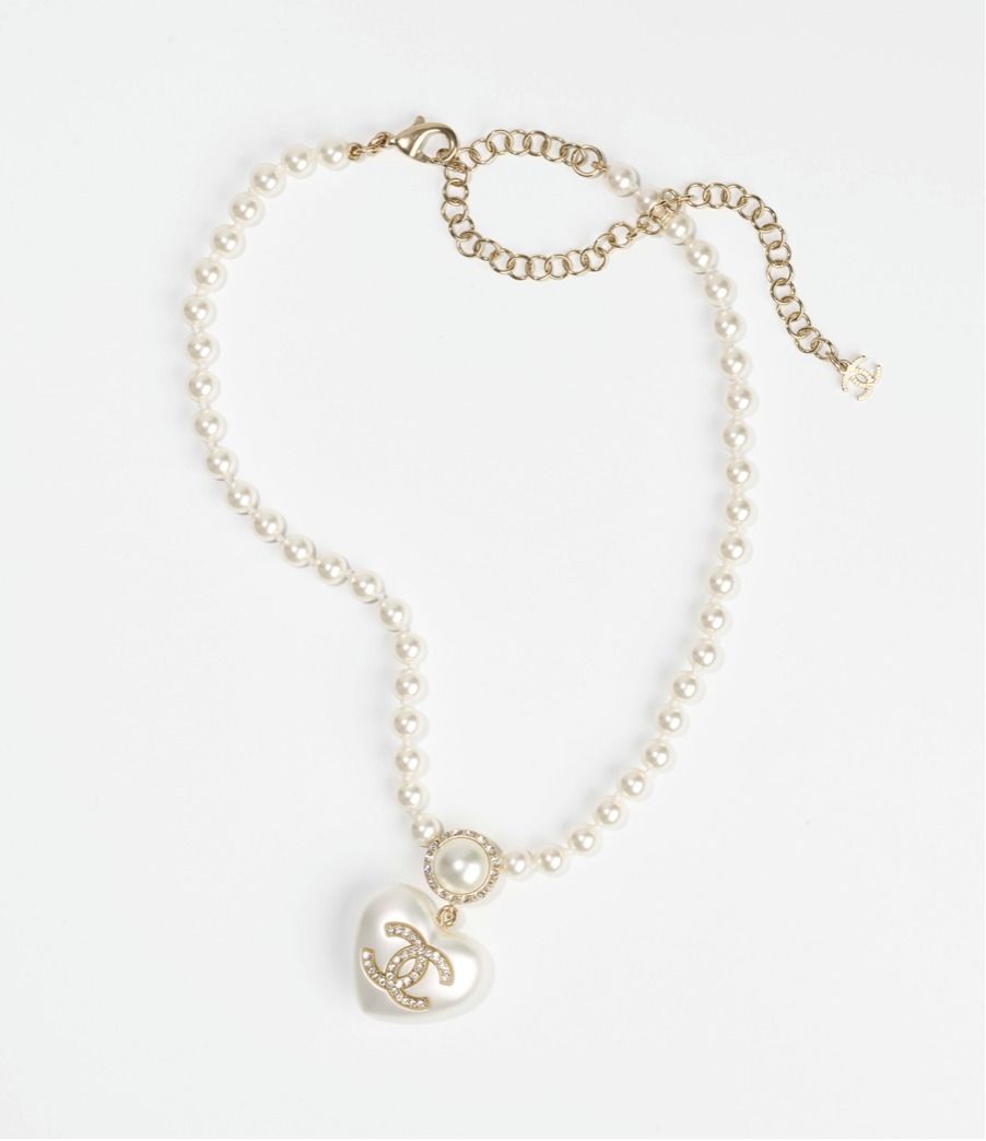 CHANEL アクセサリー ネックレス パール ハート 直営店 CC 限定 CHANEL アクセサリー ネックレス パール ハート 直営店 CC 限定