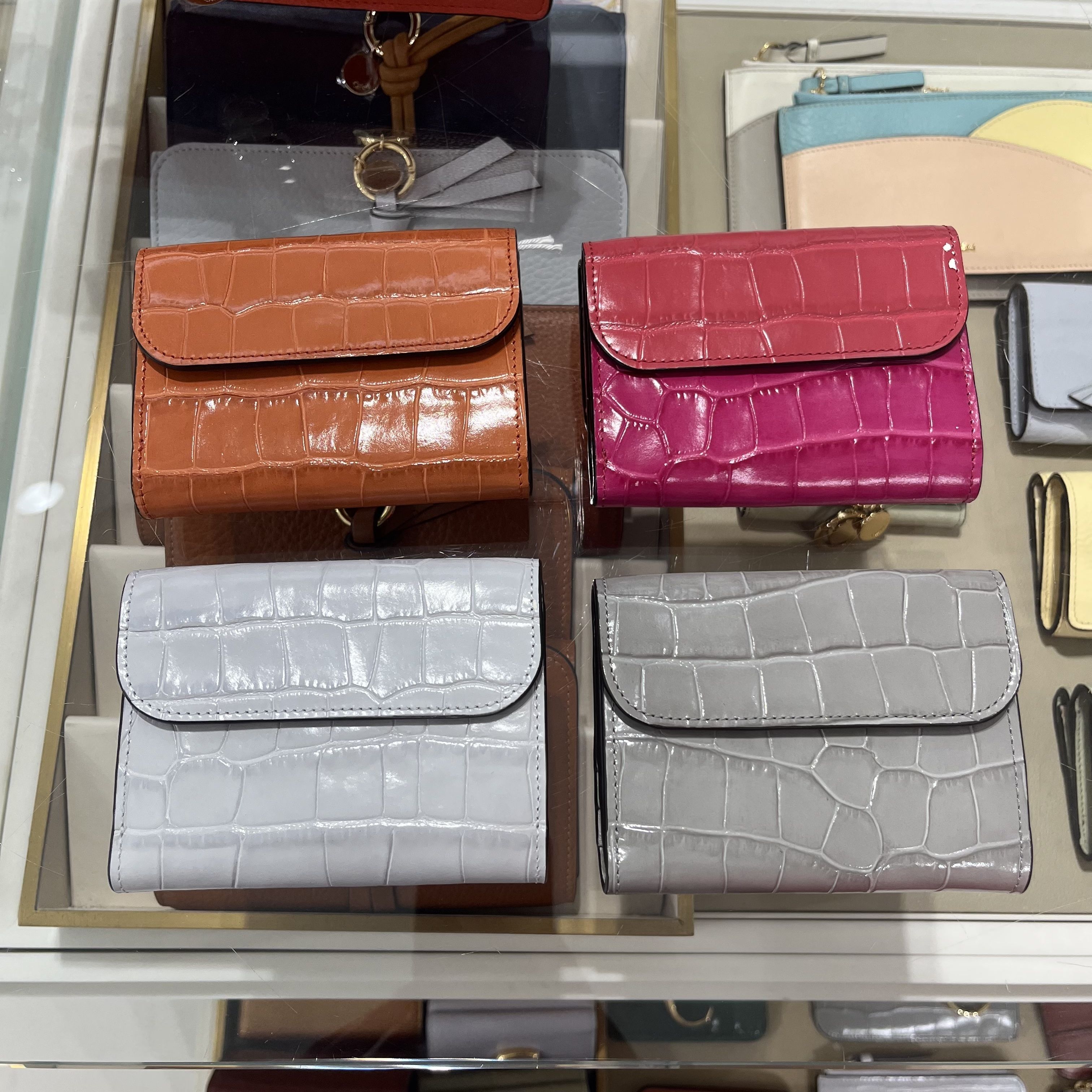 数量限定SALE!】Chloe クロエC☆クロコ調三つ折り財布 (Chloe ...