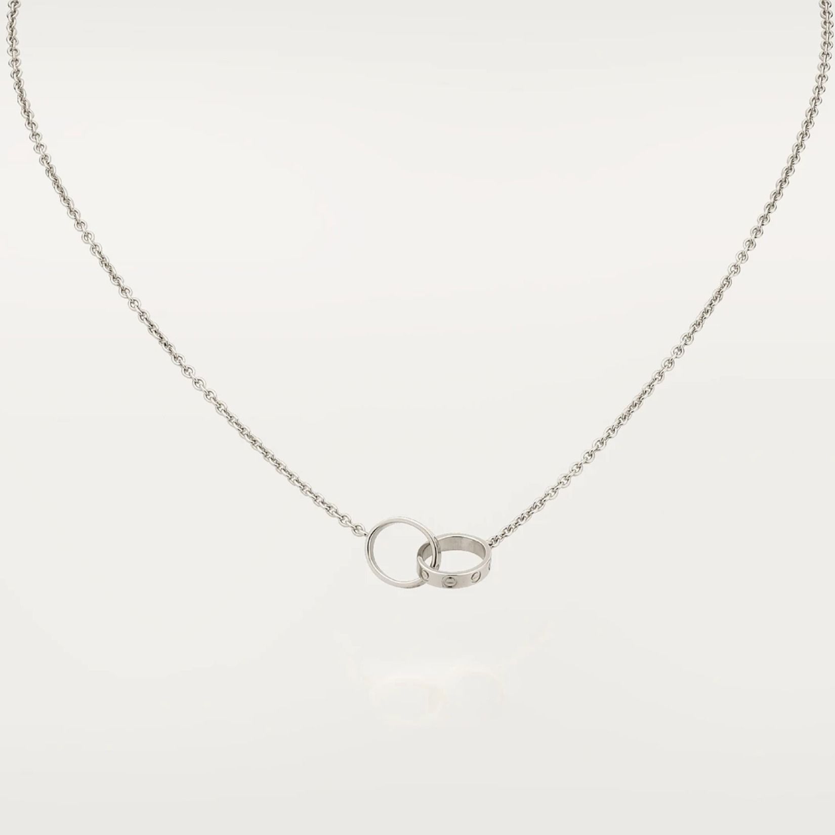 すぐ届く！ギフトに◎【カルティエ】LOVE ネックレス 18K 金 すぐ届く！ギフトに◎【カルティエ】LOVE ネックレス 18K 金