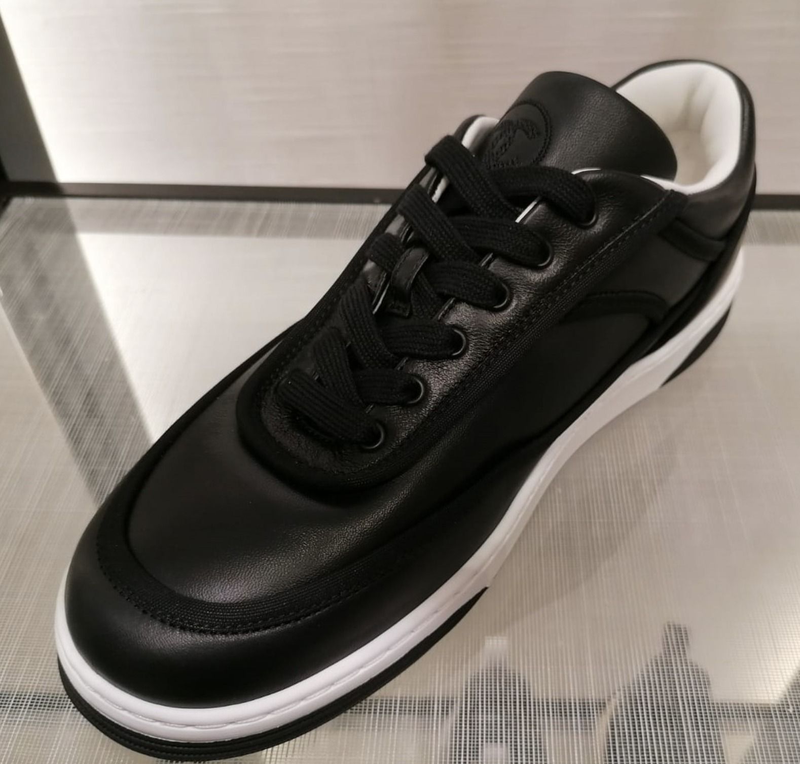 新作 CHANEL 直営店 スニーカー ロゴ CC レザー ブラック (CHANEL 新作 CHANEL 直営店 スニーカー ロゴ CC レザー ブラック (CHANEL