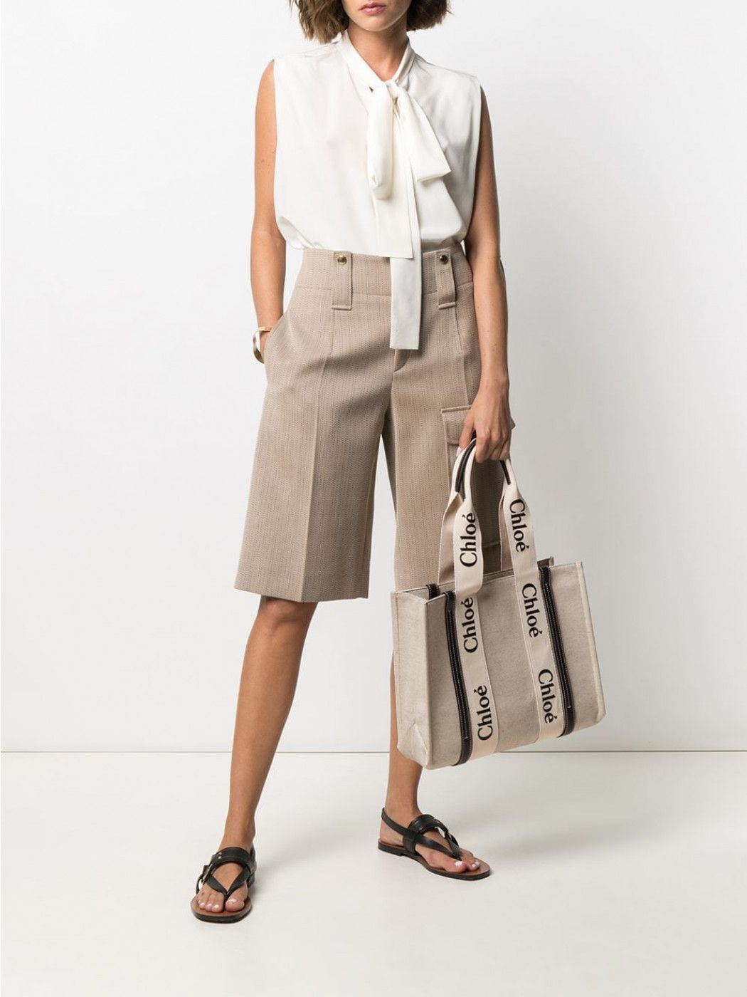 CHLOE 「WOODY」ミディアムトートバッグ *WHITE & FULL BLU* (Chloe CHLOE 「WOODY」ミディアムトートバッグ *WHITE & FULL BLU* (Chloe