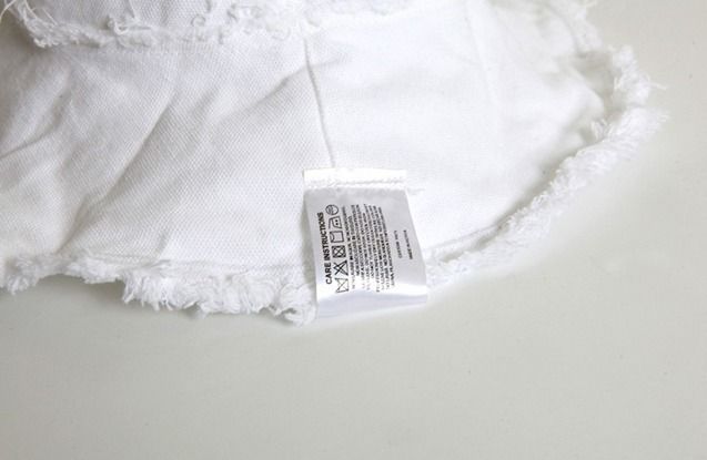 【SLEEPY SLIP】REVERSIBLE WHITE BUCKET HAT ★ IU着用 SLEEPY SLIP】REVERSIBLE WHITE BUCKET HAT ☆ IU着用 (SLEEPY